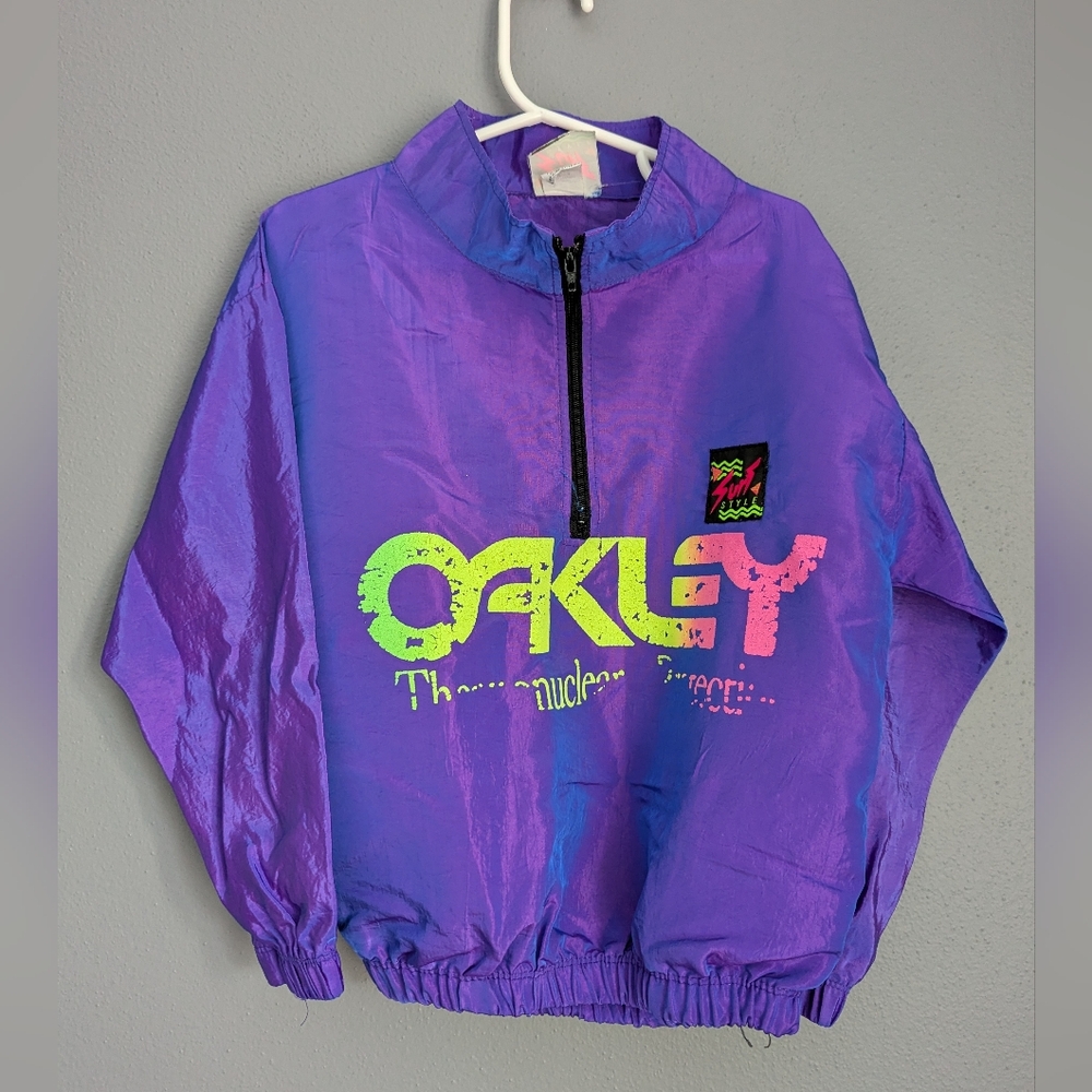 Surf Style Purple Nylon Windbreaker Kids Size 2/4. Vintage Oakley Branded.
